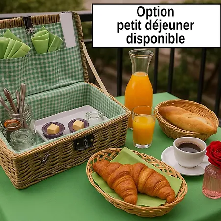 Vakantiehuis Reve D'azur, 2 Chambres, Maison Julia En Bord De A La Nartelle, Piscine Partagee, Parking & Terrasse Bbq, Wifi Et Draps Inclus A Pied